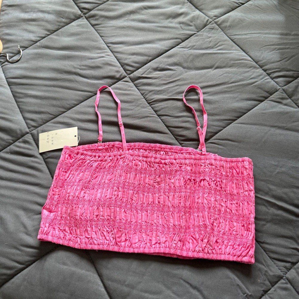 A New Day Smocked Tube Top Women Medium Pink NWT Adjustable Straps Cropped - Picture 6 of 6